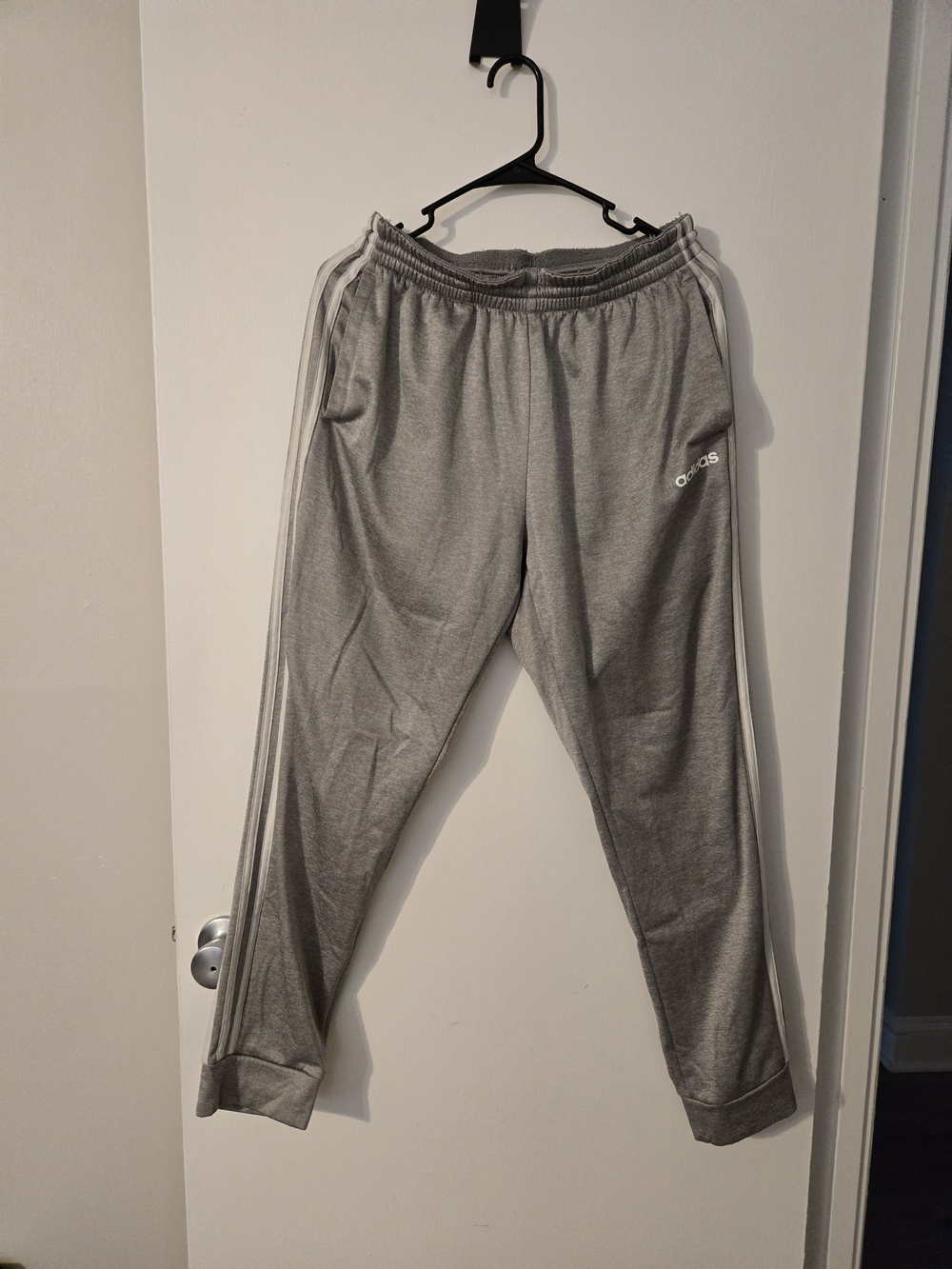 Adidas Men’s Gray 3-Stripes Jogger Sweatpants Size Medium